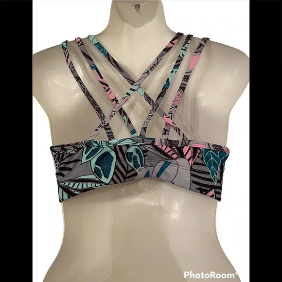 Gap Fit Medium Impact Sports Bra Criss Cross Back - Picture 1 of 4